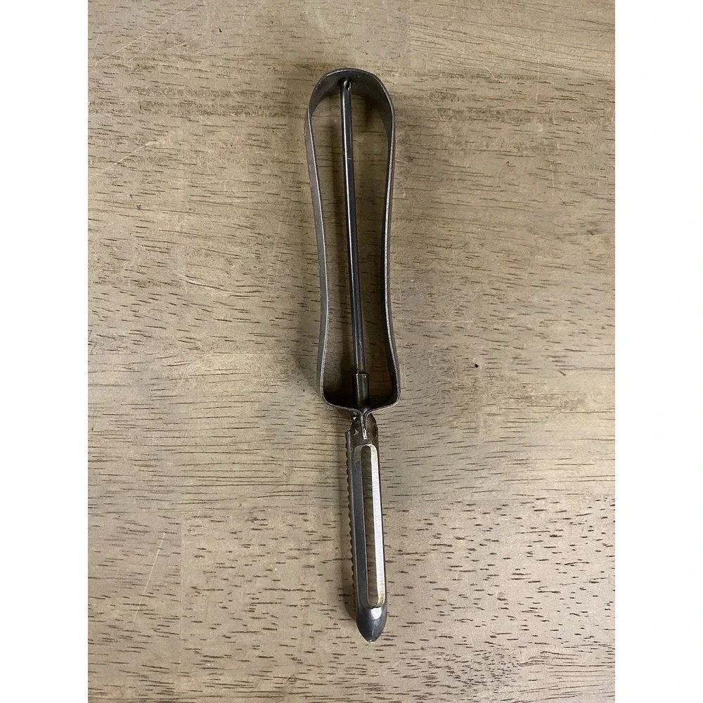 Vtg EKCO Floating Blade Peeler Serrated Vegetable Potato Stainless Steel USA